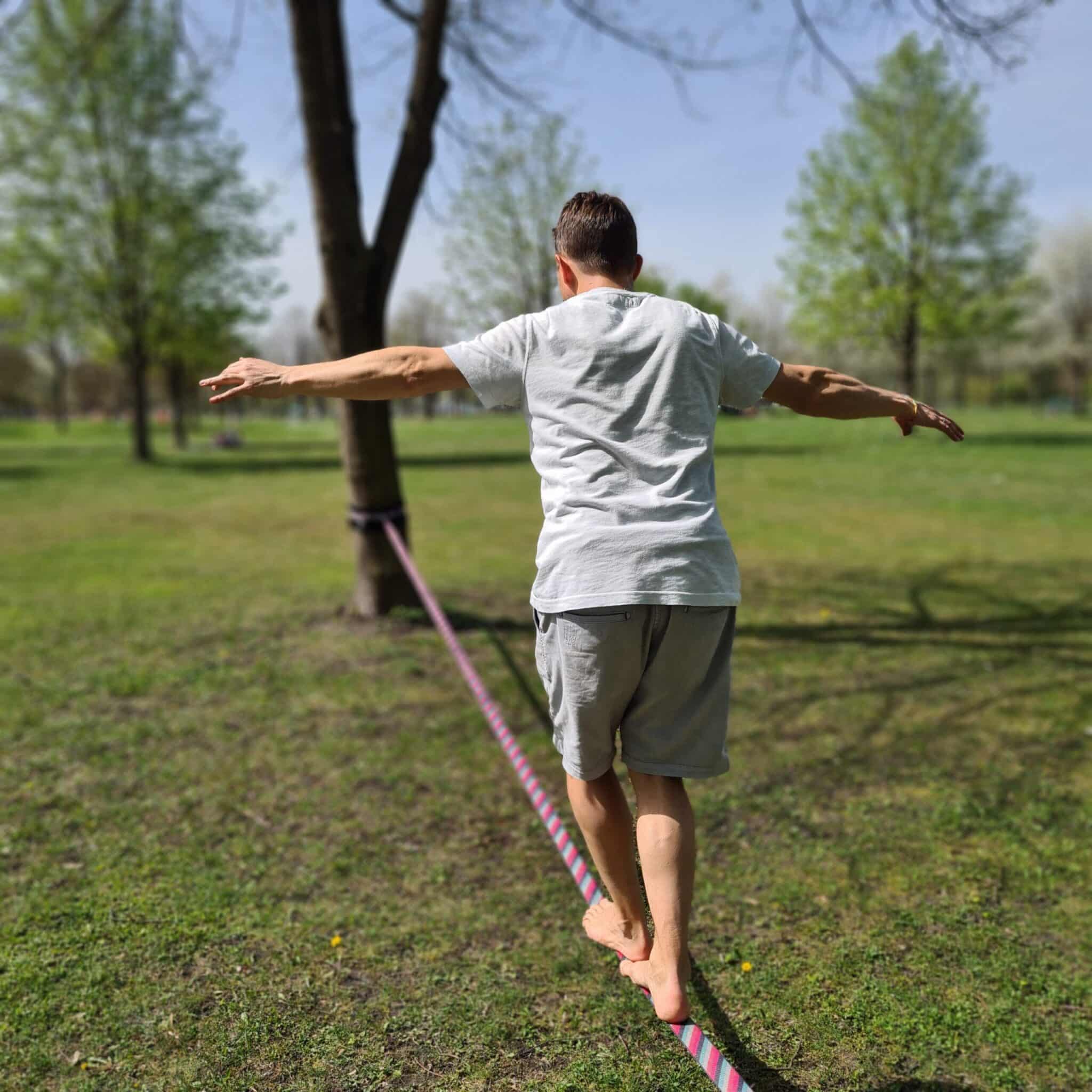 Busch Set Slackline H0 (2/21) - BU7945, Kit Paesaggistico Scala 1:87 Per Modellismo Ferroviario