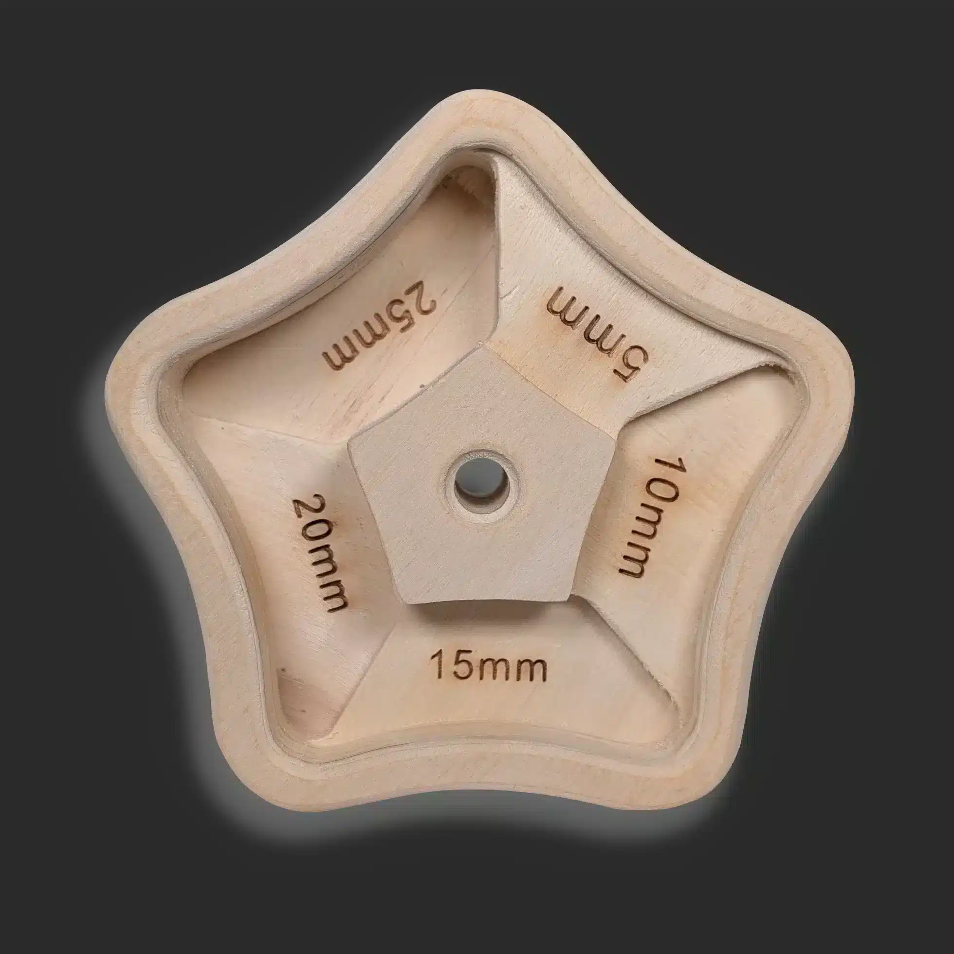 Fingertrainer aus Holz – Bild 3